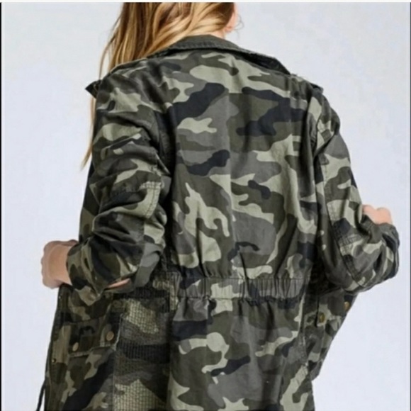 Camo cinched waist anorak - Picture 2 of 3